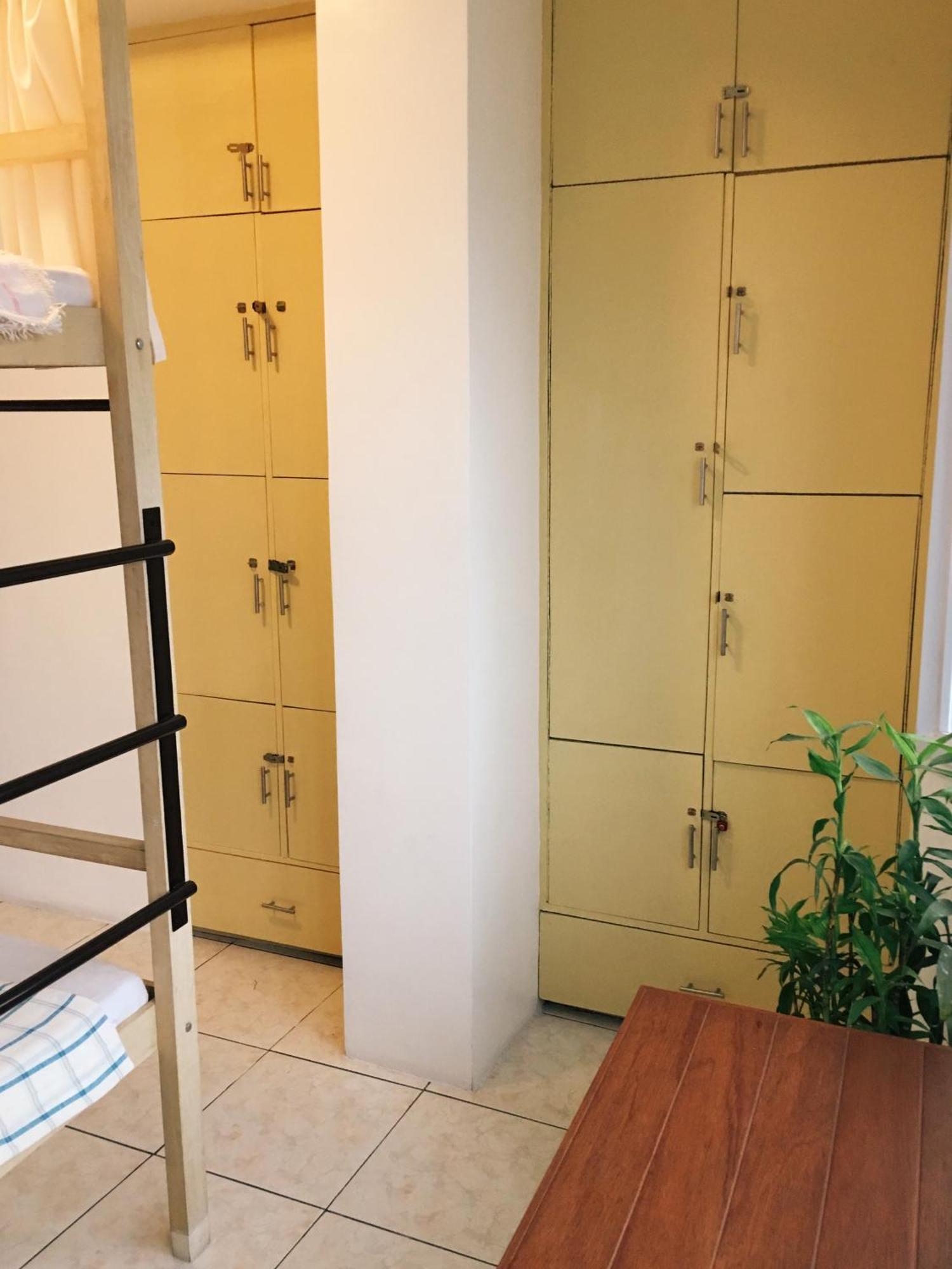 1 リバー セントラル ホステル マカティ 部屋 写真